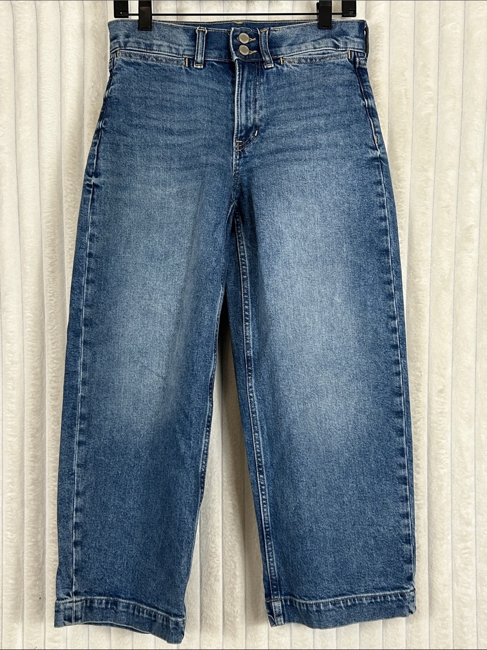 Banana Republic high-rise, wide leg, crop jeans 26